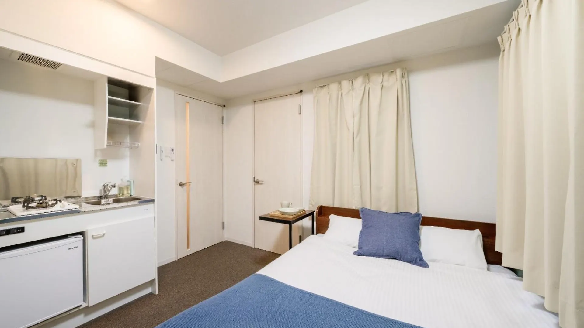 Ludicent717 - Vacation Stay 08159V contacts